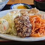 Yokokawa - よこかわ ＠茅場町  しゅうまい御飯 反対側からの眺め ポテサラ・鶏の唐揚げ・ナポスパ