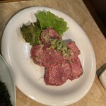 Yakiniku Tonbetsu - 