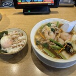 Marugen Ramen Tondabayashi Ten - 