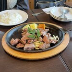 ご馳走亭 - 本日のカットステーキ200g（2,800円）