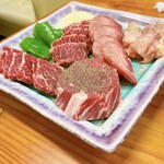 Yakiniku Kenkyujo Kazu - 