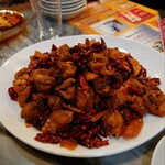 Sichuan Laziji Lao Difang - 唐辛子が山のように入っています！