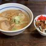 Wagaya - 我がやセットコク煮干し系ラーメン¥880 ミニチャーシューライス¥200