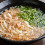 逢阪にこにこ庵 - 寒ーい時期です、逢阪にこにこ庵の『かすうどん』でほっこりと！