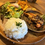 HAMAKAJI KITCHEN - 