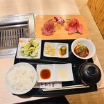 Yakiniku Tomihisa Hon Ten - 