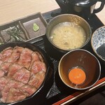 Sumibi Wagyu Yakiniku Moumou Tei Hirokoji Ten - 