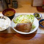 鉄火屋 - 大トロ焼き定食 ¥1,000