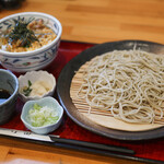 Takebue - ランチ　親子丼とそば☆