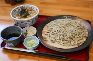 Takebue - ランチ　親子丼とそば☆