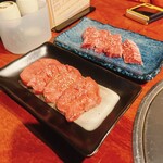 Tottori Wagyu Olein 55 Ittougai Senmon Ten Sumibi Yakiniku Sankou En - 