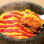 ニパチ - 熱々がたまらない！「石焼オムライス」