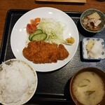 Ishokuya Sachi - ロースカツ定食８５０円