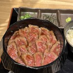 Sumibi Wagyu Yakiniku Moumou Tei Hirokoji Ten - 