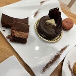 チョコレートな関係 cafe&cake - マカロンはショコラでした