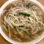 Seirai Ken Ekimae Ten - もやしラーメン