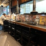 卸 新宿食肉センター 極 - 店内