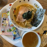 横浜家系ラーメン豚骨男 - お子様ラーメン 420円