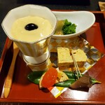 Hatsu Hana - 前菜 菜の花の辛子酢味噌、玉子豆腐コーンソース、卵黄味噌漬け、煮鮑、卵焼き