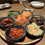 韓国料理 李朝 - 