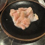 Sumibi Yakiniku Kinkaro Ichijo Ten - 鶏肉モモ塩