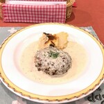 CasseRole - キャセロール特製ハンバーグステーキ・種マスタードソース。1210円