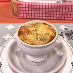 CasseRole - あっつあつのオニオングラタンスープ。605円