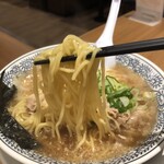 丸源ラーメン - 肉そば麺リフト