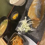 Mekiki no Ginji Fuchu Ru Shinyu Ten - 神さんはランチの味噌鯖定食！こちらやはり人気でした！