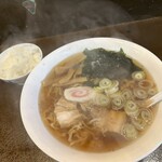 Yakiniku Ebisu - 【2024.1.13(土)】醤油ラーメン（並盛・140g）750円＋サービスライス