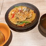 GOODLUCK - タイ風海老カレー炒め味噌汁