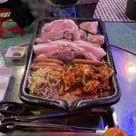 Korean Yakiniku Tonton - 