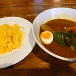 SOUP CURRY LOOP - 料理写真: