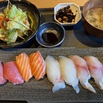 Sake to Sakana to Sora to Umi - 握り寿司盛り合わせ定食＝1210円