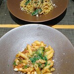 trattoria l'mante izumi - パスタ、
                      白身魚と菜花のトマトソースペンネ、
                      国産牛と九条ネギのラグーソース