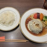 Matsusaka Ushi Hamburger Steak Senmon Ten Gerbera - 