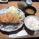 Tonkatsu Hinata - ロースかつ定食