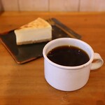 cafe mikke Dolce amo - チーズケーキ プレーン(650円)
                        ブラジル Fruto Mercadao(500円)