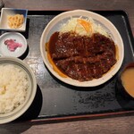 Yaba Ton Nagoya Lucent Ten - わらじとんかつ定食