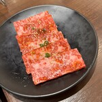 Yakiniku Horumon Togo - 肉