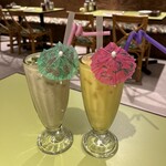 Aloha Food Factory - マンゴー＆ドラゴンフルーツスムージー¥748
バナナ＆ストロベリー¥748