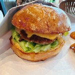 JOOOYBURGER & BAR - 