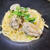 Tom's Cafe - 料理写真:広島産の牡蠣とレモン風味のパスタ