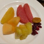 Silk Road Dining - 〆はフルーツで