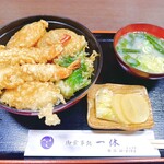 食事処 一休 - 天丼 800円