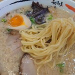 Aji-Q Sotoasahikawa Ten - 麺アップ