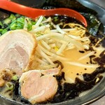 博多糟屋らーめん あかつき - 