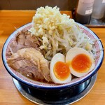 234338034 - 味玉ラーメン（野菜とニンニク多め）