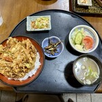 居酒屋れすとらん えび蔵 - 宝湖丼¥1200