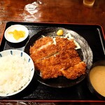 万里食堂 - 2023年12月　チキンカツ定食　1000円